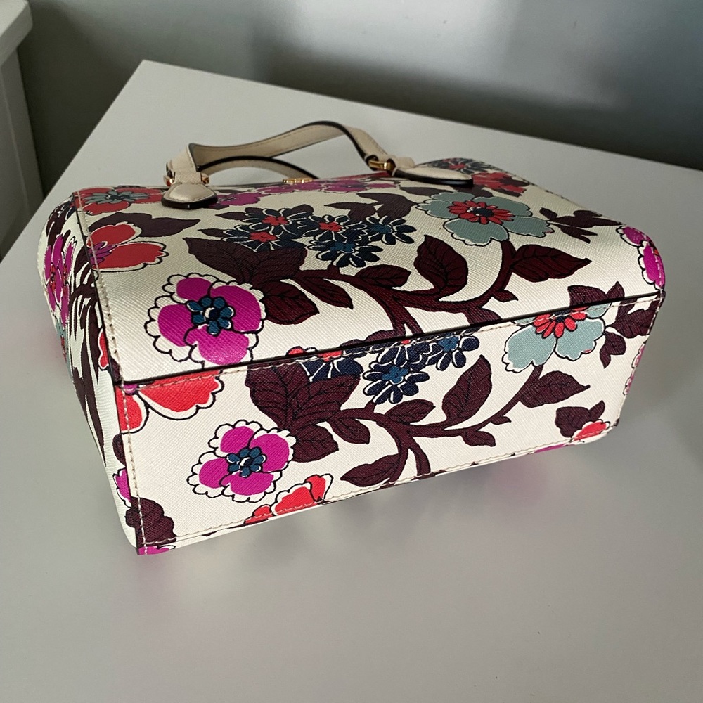 Tory Burch Satchel - Picture 7 of 9